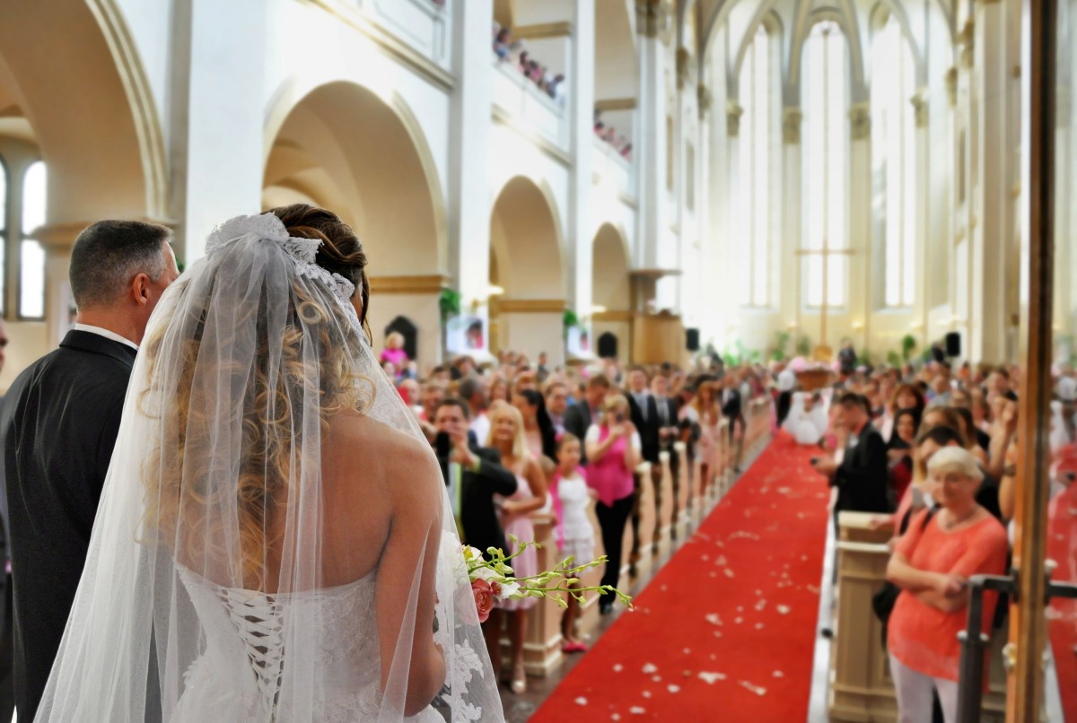 entrada de la novia con canciones de boda